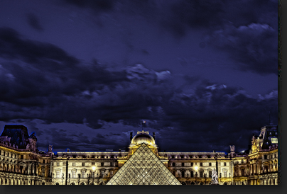 le Louvre by Skip Weeks