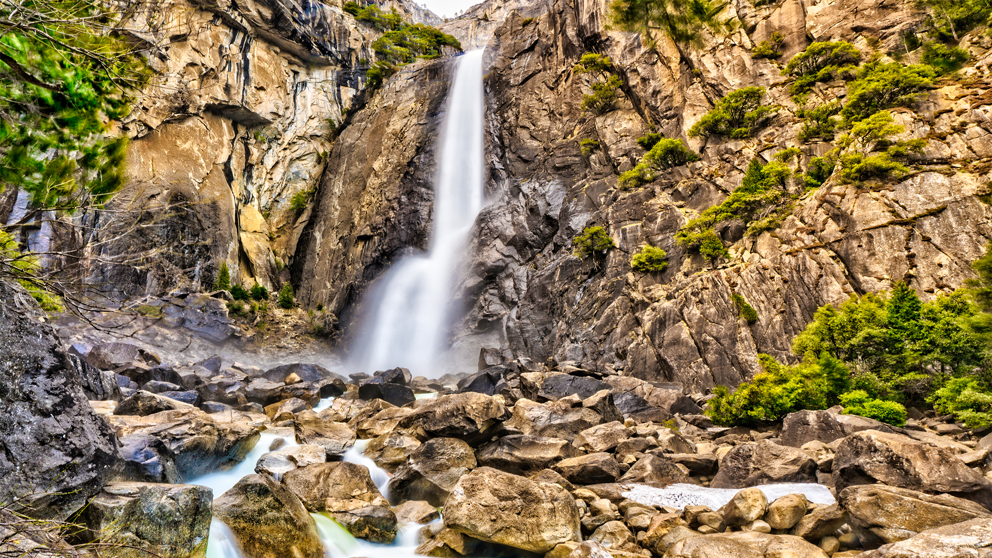 Yosemite Falls by Skip Weeks