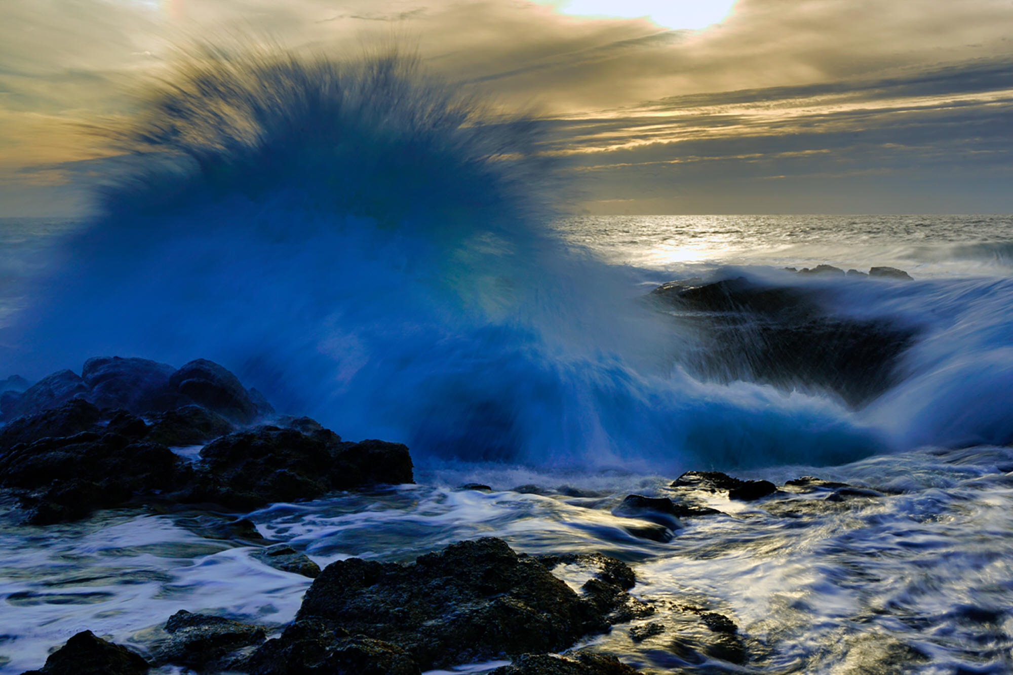 Thor's Well Splash